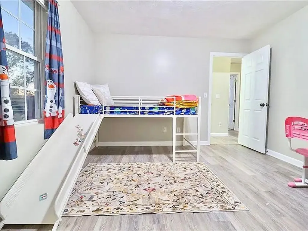 5 Edgewood Avenue Cumberland RI 02864