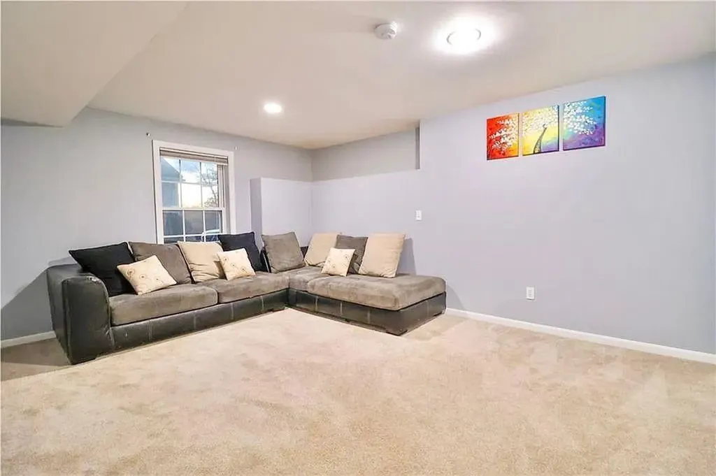 5 Edgewood Avenue Cumberland RI 02864