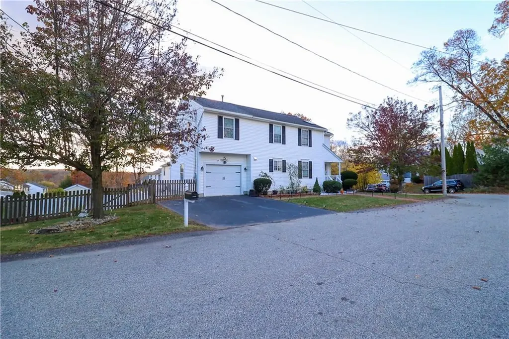 5 Edgewood Avenue Cumberland RI 02864