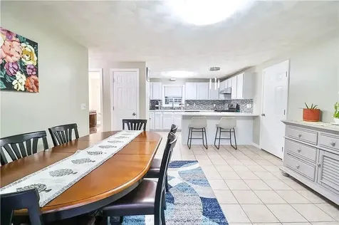 5 Edgewood Avenue Cumberland RI 02864