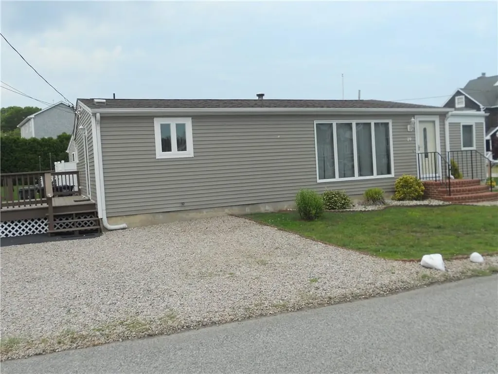 20 Anchorage Road Narragansett RI 02882