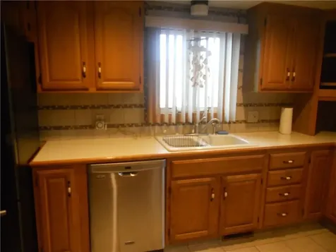 20 Anchorage Road Narragansett RI 02882