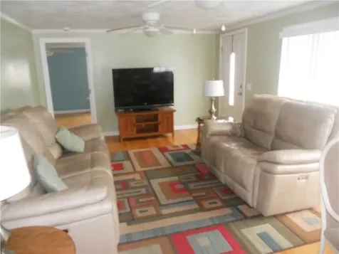 20 Anchorage Road Narragansett RI 02882