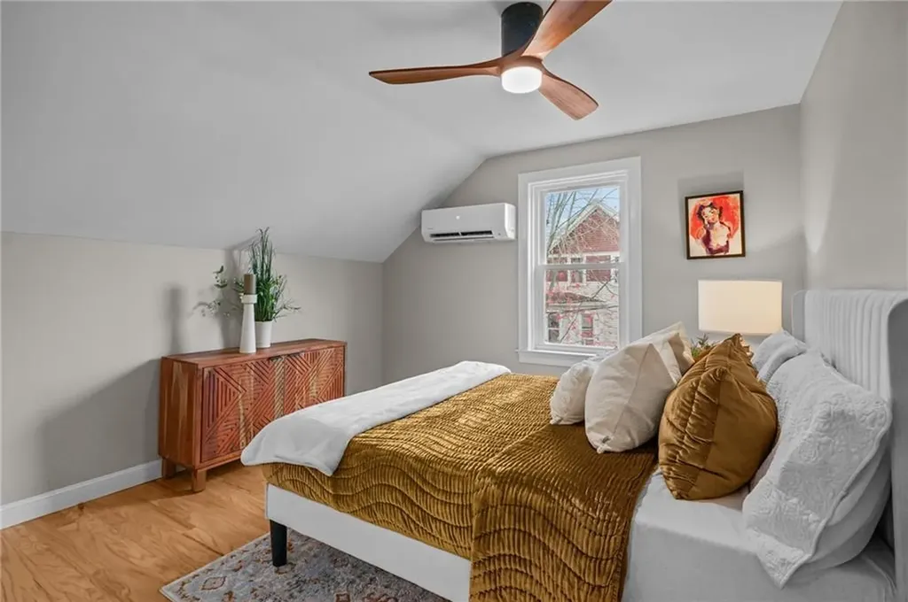 25 Tecumseh Street Providence RI 02906