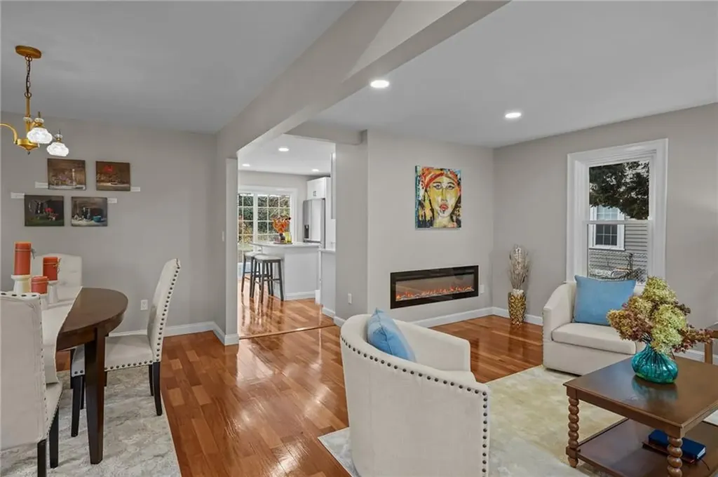 25 Tecumseh Street Providence RI 02906