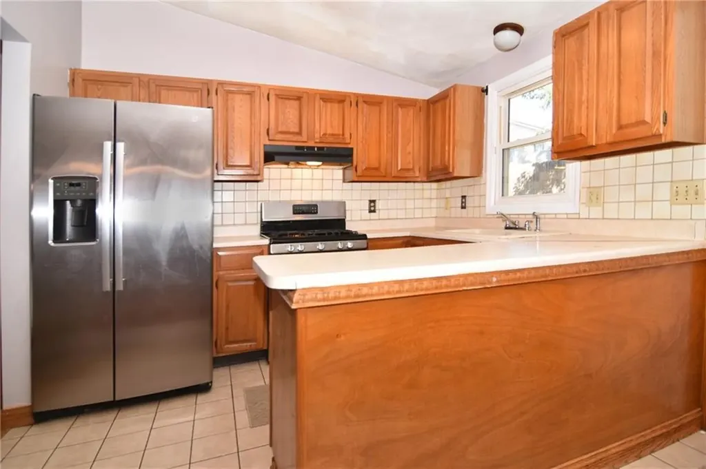 16 River Drive Johnston RI 02919