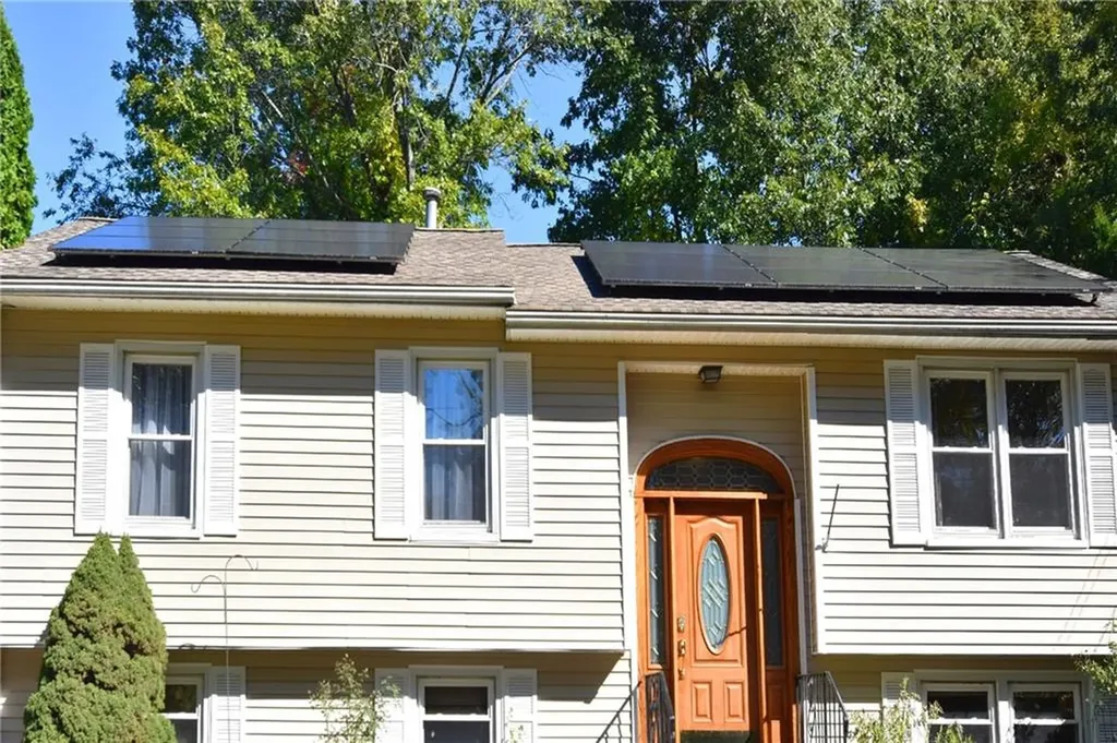 16 River Drive Johnston RI 02919