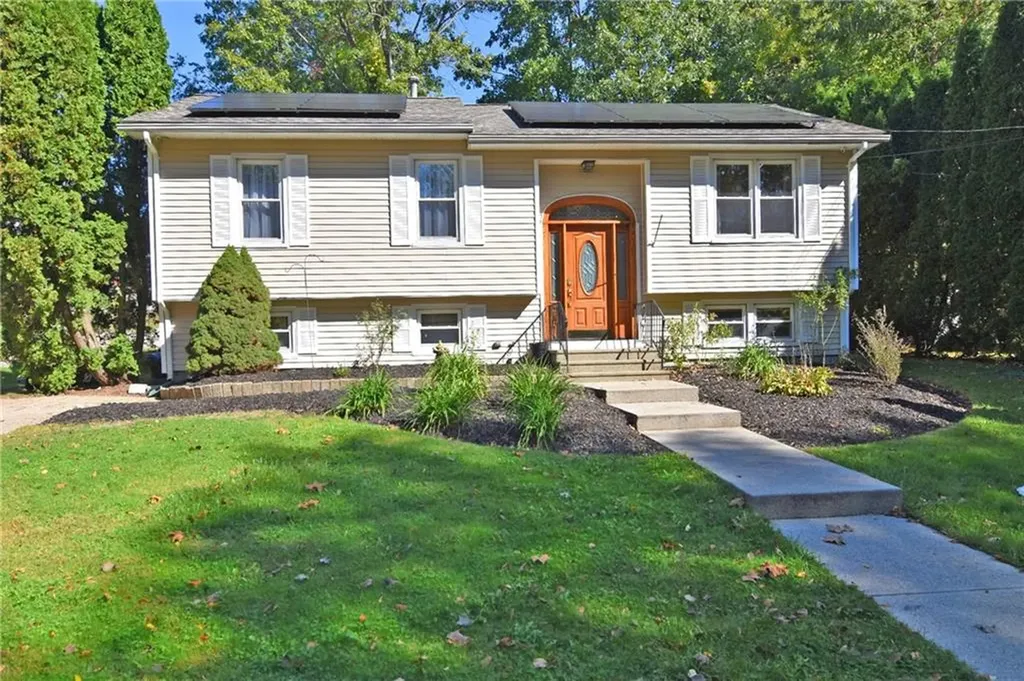 16 River Drive Johnston RI 02919