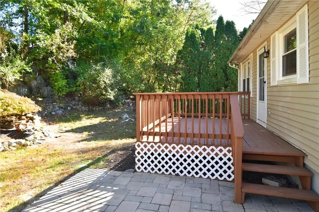 16 River Drive Johnston RI 02919