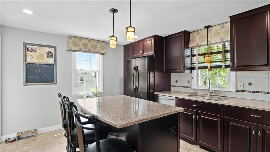 21 Orford Street North Providence RI 02904