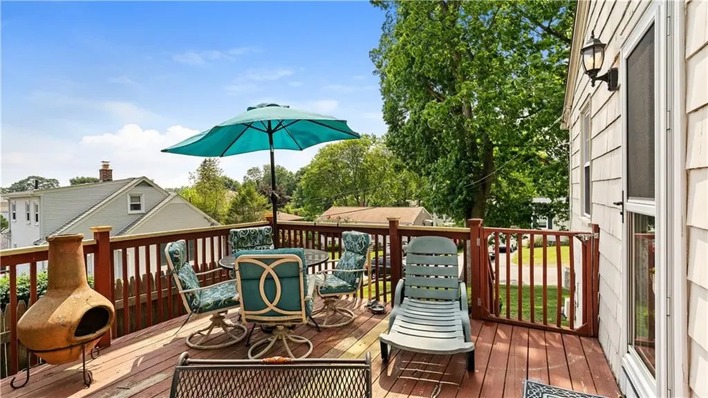 21 Orford Street North Providence RI 02904