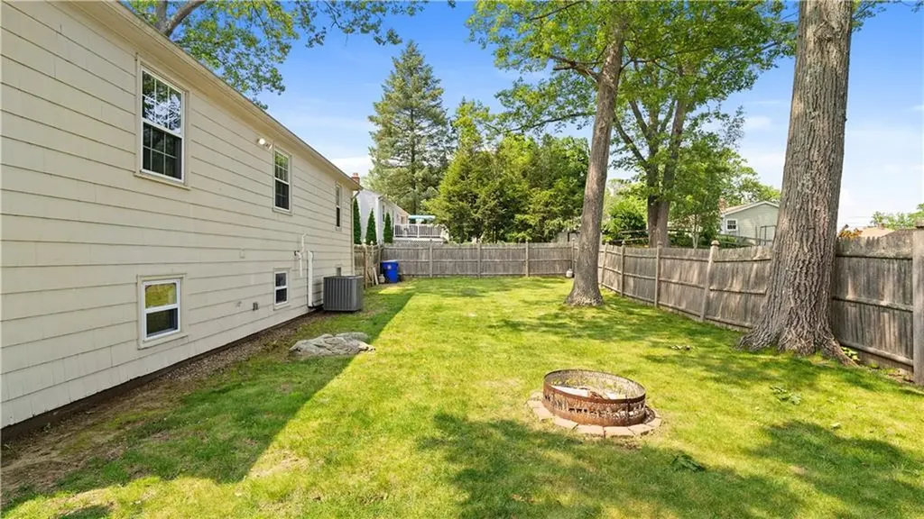 21 Orford Street North Providence RI 02904