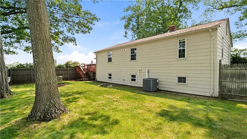 21 Orford Street North Providence RI 02904