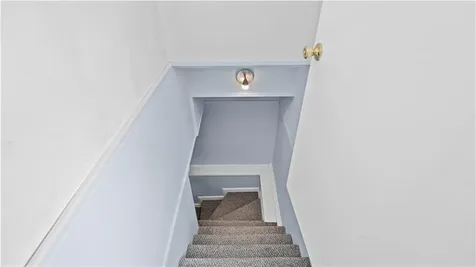 21 Orford Street North Providence RI 02904