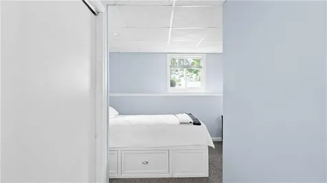 21 Orford Street North Providence RI 02904