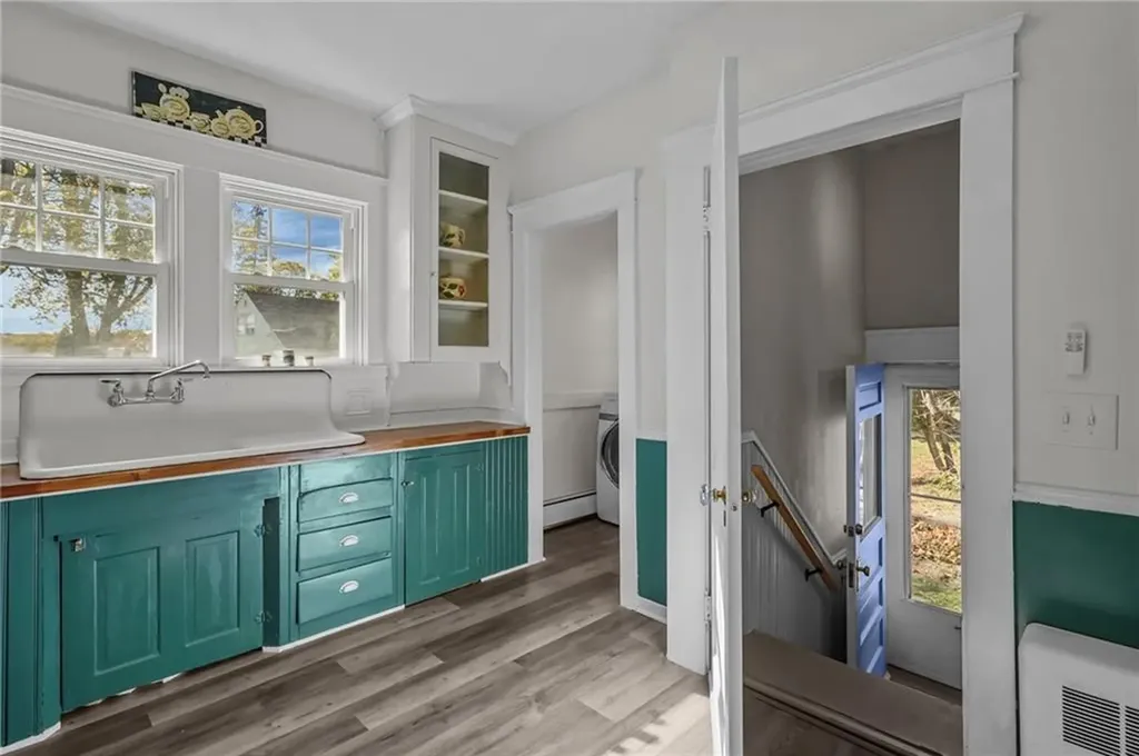 79 Carpenter Street Warwick RI 02886