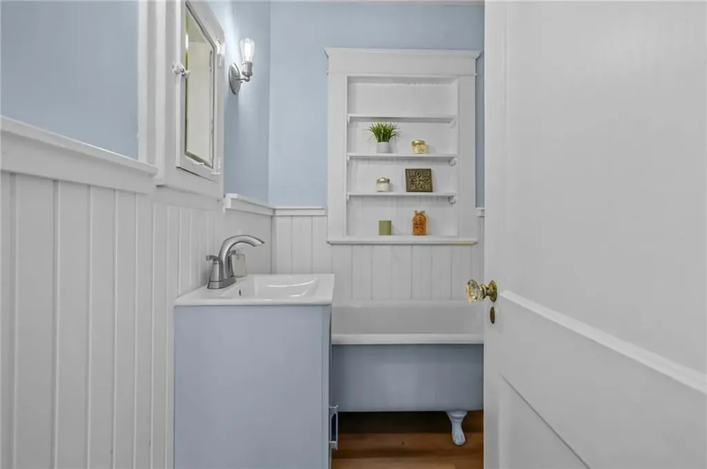 79 Carpenter Street Warwick RI 02886