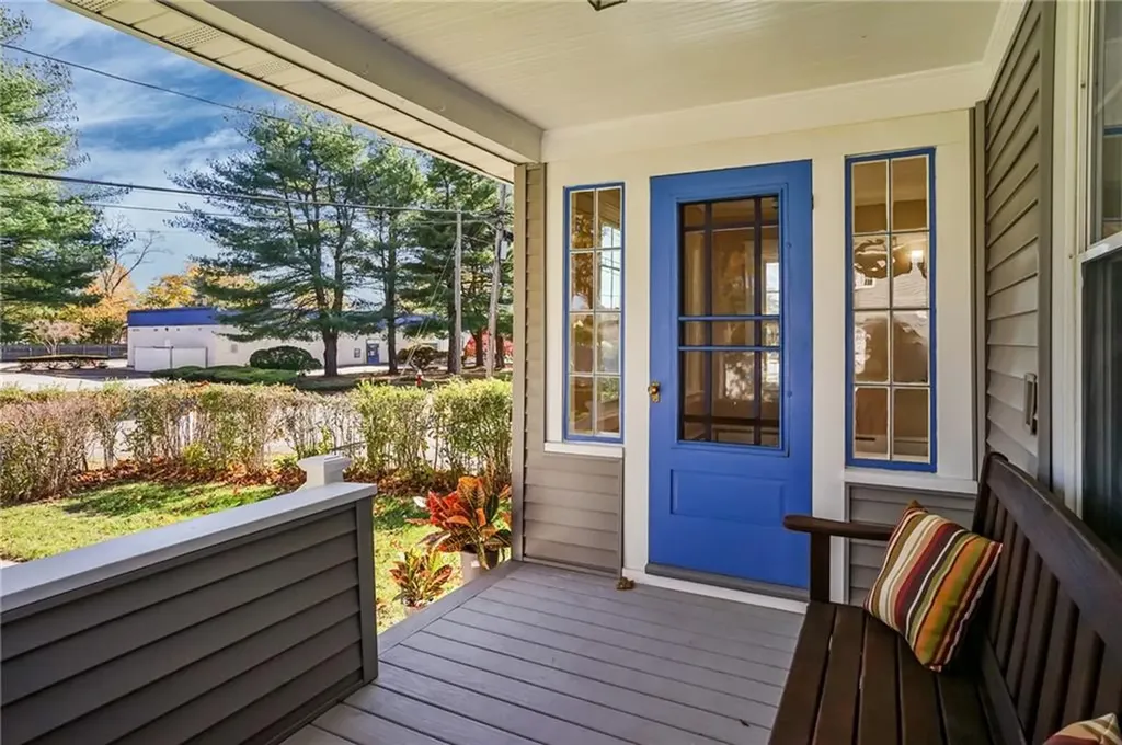 79 Carpenter Street Warwick RI 02886