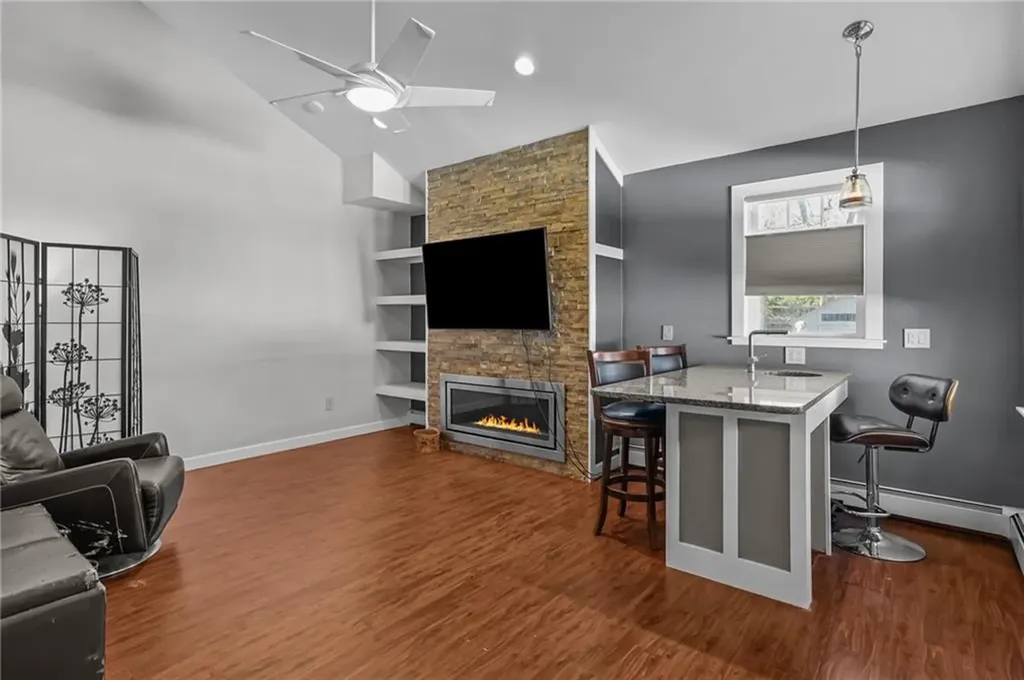 79 Carpenter Street Warwick RI 02886