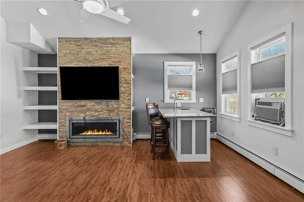 79 Carpenter Street Warwick RI 02886