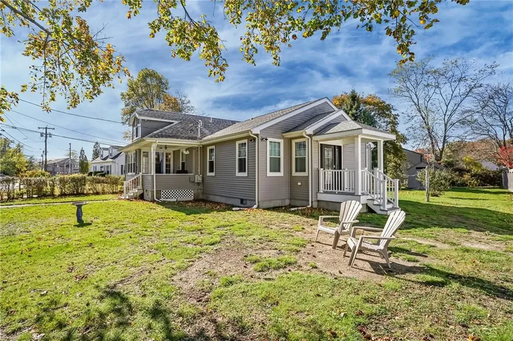 79 Carpenter Street Warwick RI 02886