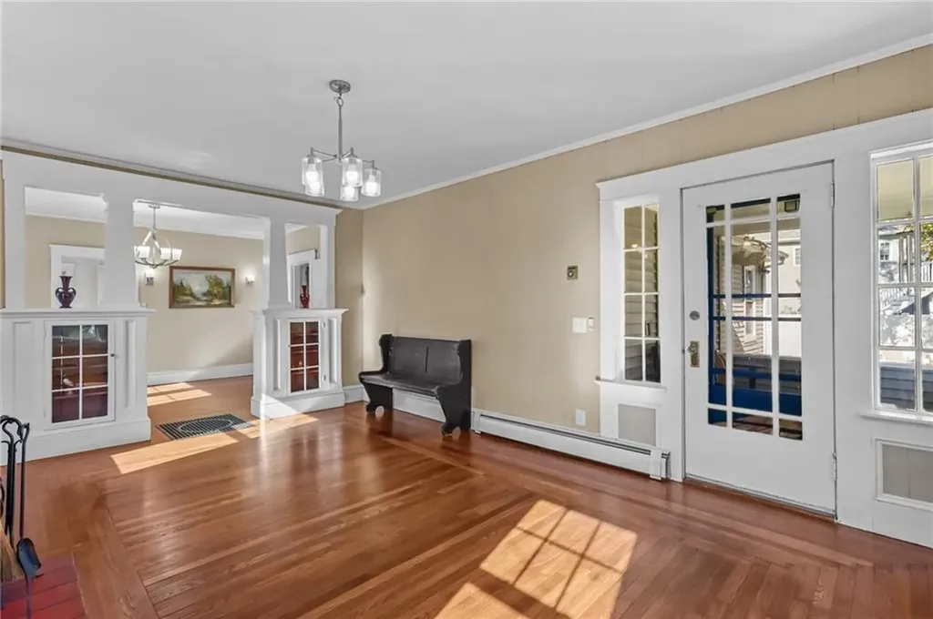 79 Carpenter Street Warwick RI 02886