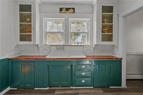 79 Carpenter Street Warwick RI 02886