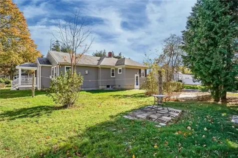 79 Carpenter Street Warwick RI 02886