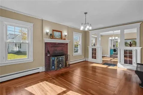 79 Carpenter Street Warwick RI 02886