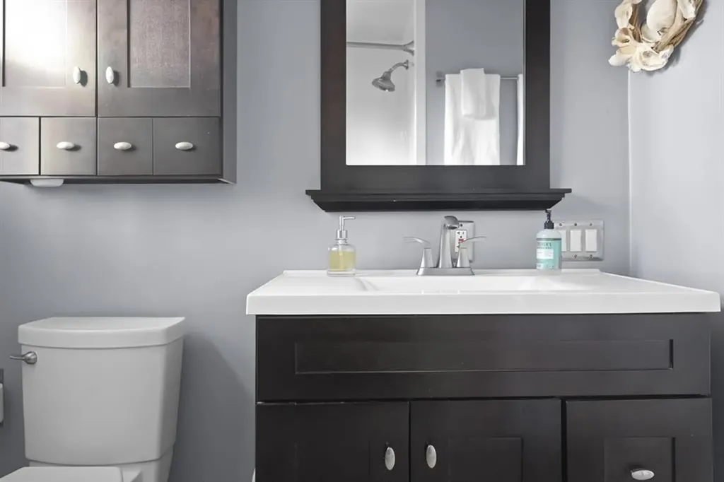 922 Narragansett Parkway Warwick RI 02888