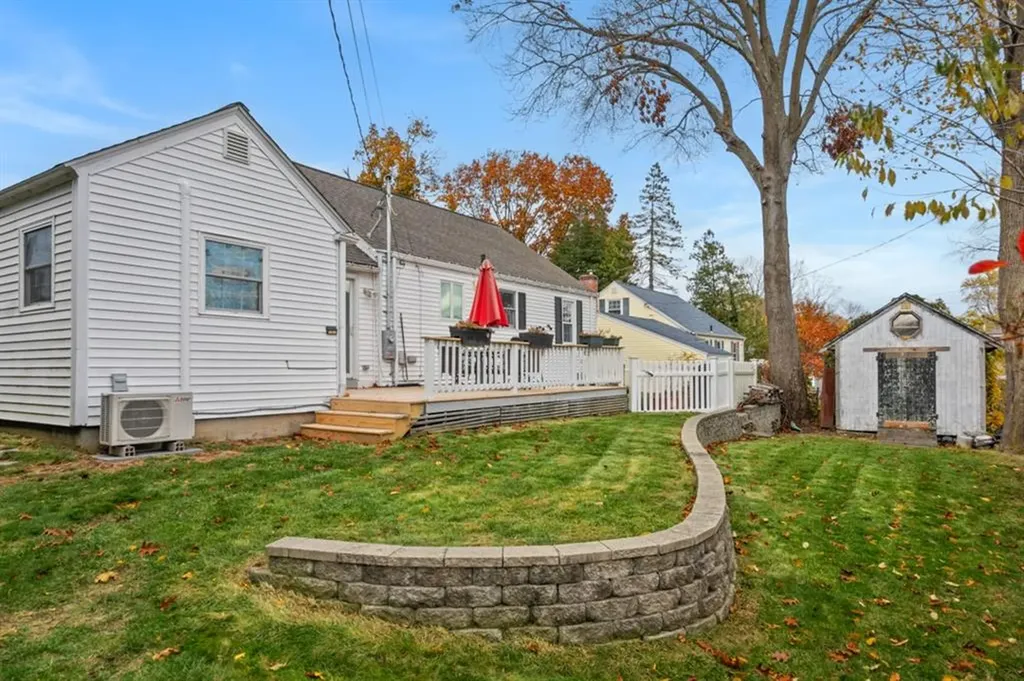 922 Narragansett Parkway Warwick RI 02888