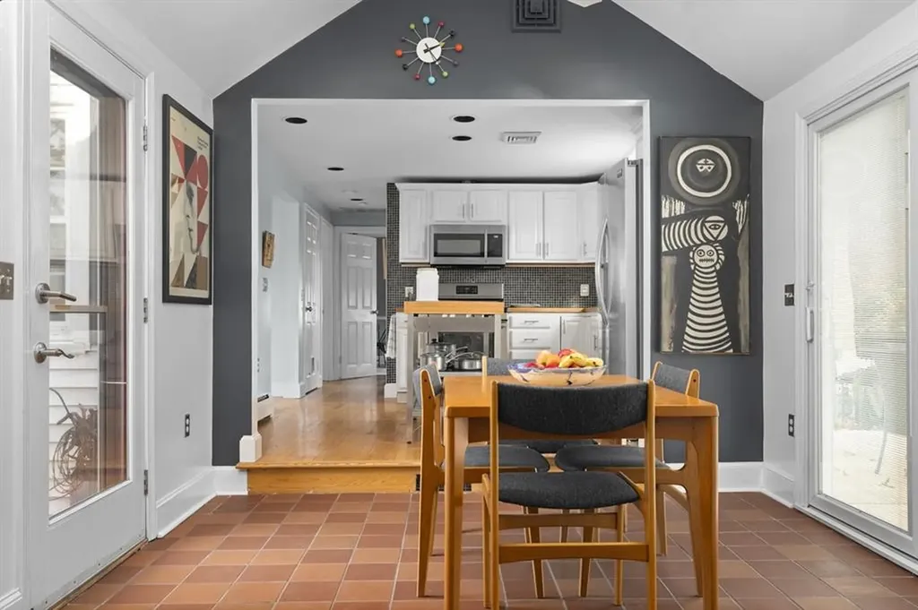 922 Narragansett Parkway Warwick RI 02888