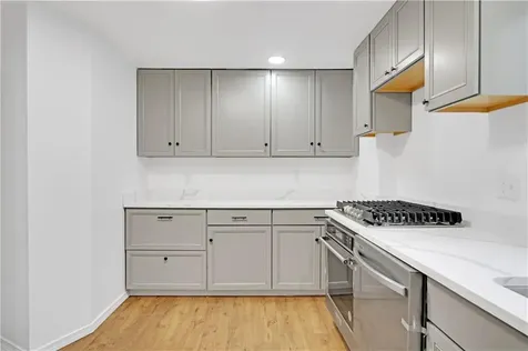 20 Holly Hill Court East Greenwich RI 02818