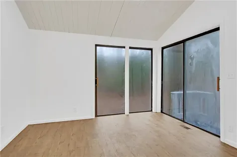 20 Holly Hill Court East Greenwich RI 02818