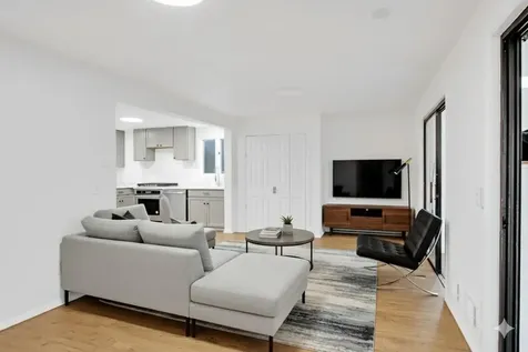 20 Holly Hill Court East Greenwich RI 02818