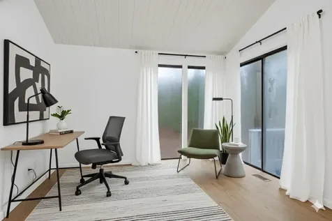 20 Holly Hill Court East Greenwich RI 02818