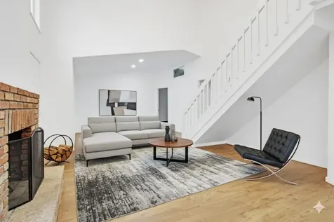 20 Holly Hill Court East Greenwich RI 02818