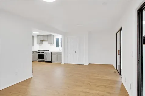 20 Holly Hill Court East Greenwich RI 02818