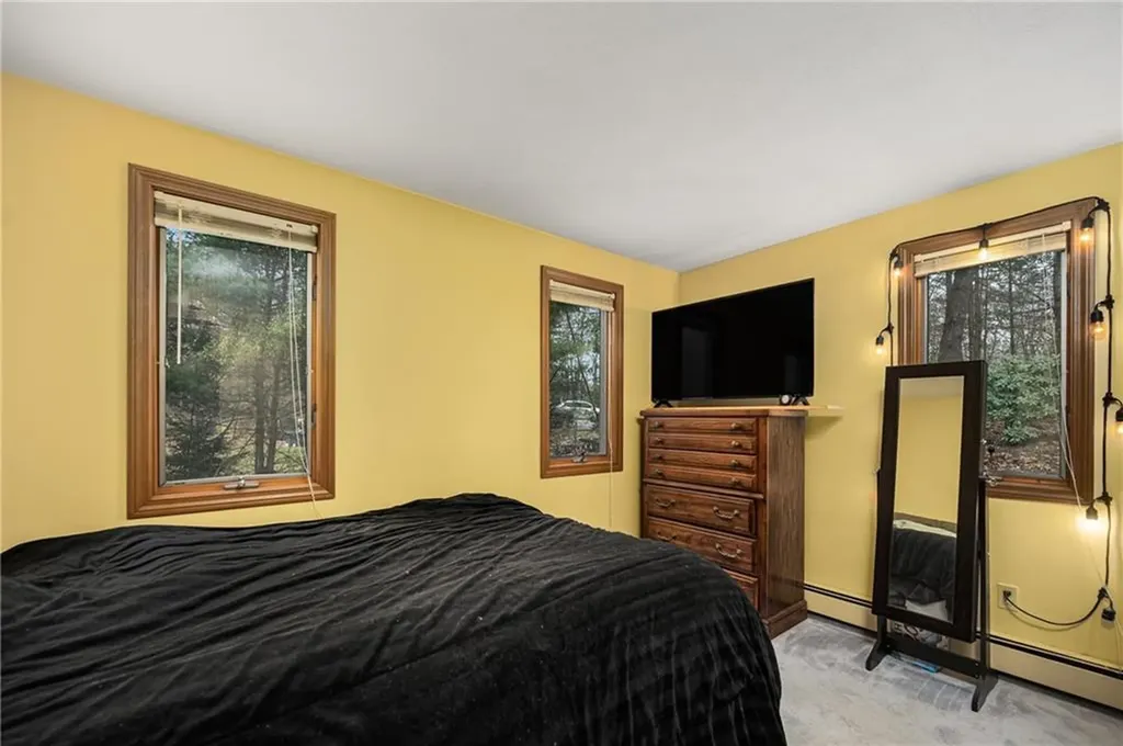 539 Douglas Pike North Smithfield RI 02896