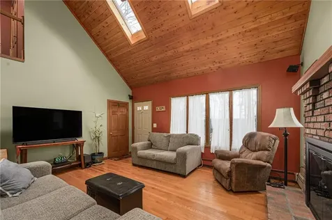 539 Douglas Pike North Smithfield RI 02896