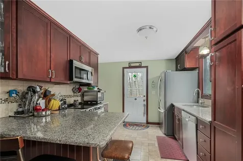 539 Douglas Pike North Smithfield RI 02896