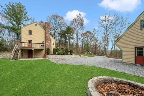 539 Douglas Pike North Smithfield RI 02896