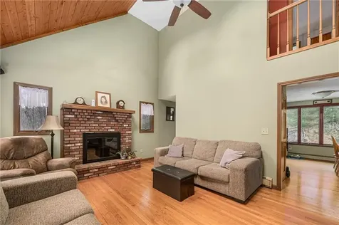 539 Douglas Pike North Smithfield RI 02896