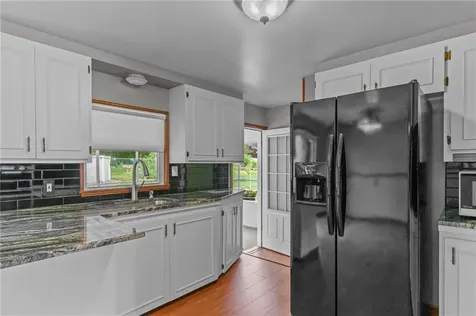 11 Red Robin Road Cranston RI 02920