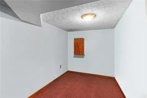 11 Red Robin Road Cranston RI 02920