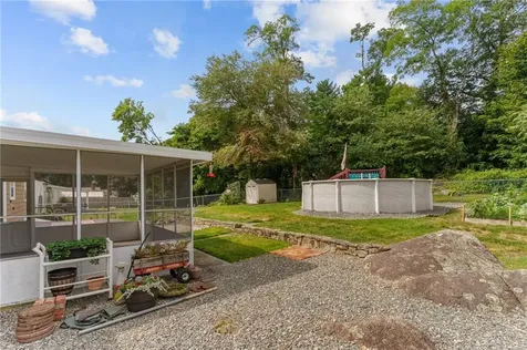 11 Red Robin Road Cranston RI 02920