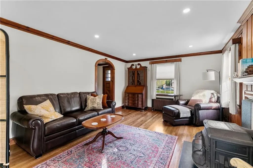 72 Kane Avenue Middletown RI 02842