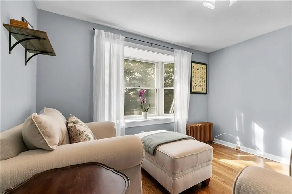 72 Kane Avenue Middletown RI 02842
