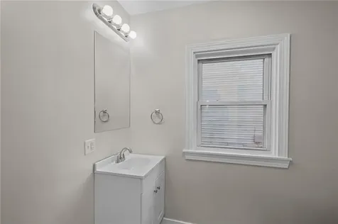 584 Weeden Street Pawtucket RI 02860