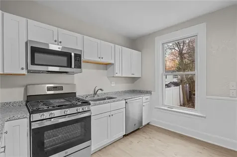 584 Weeden Street Pawtucket RI 02860